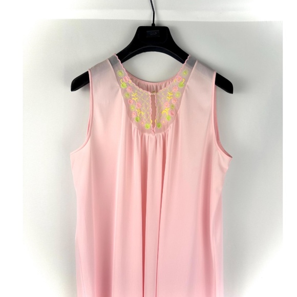 Vintage 1960’s ‘Sears’ Nylon Lingerie Sleep Dress in Pink with Flowers - S/M - Picture 4 of 10